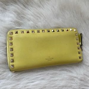 Authentic yellow Valentino rockstud leather wallet